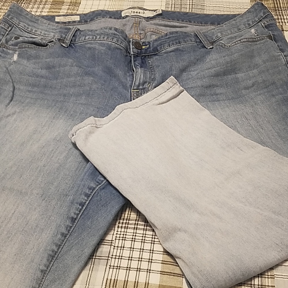 Torrid Ombre Jean Capris